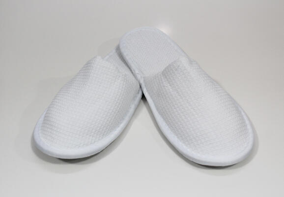 100 Pairs, White Waffle Hotel Slippers, 29Cm
